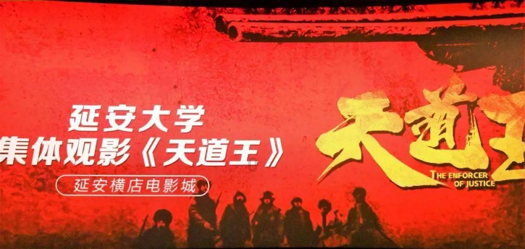 小萌妹的甜美装扮