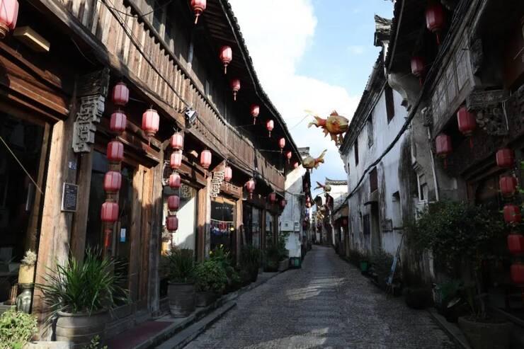 汇鑫小贷:拟以1850万元人民币收购目标公司24%股权